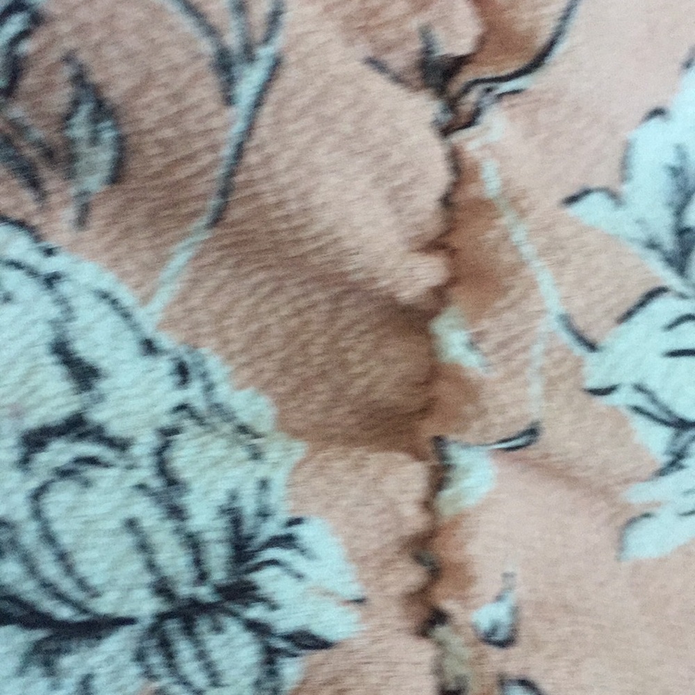 Blouse - Picture 2 of 7